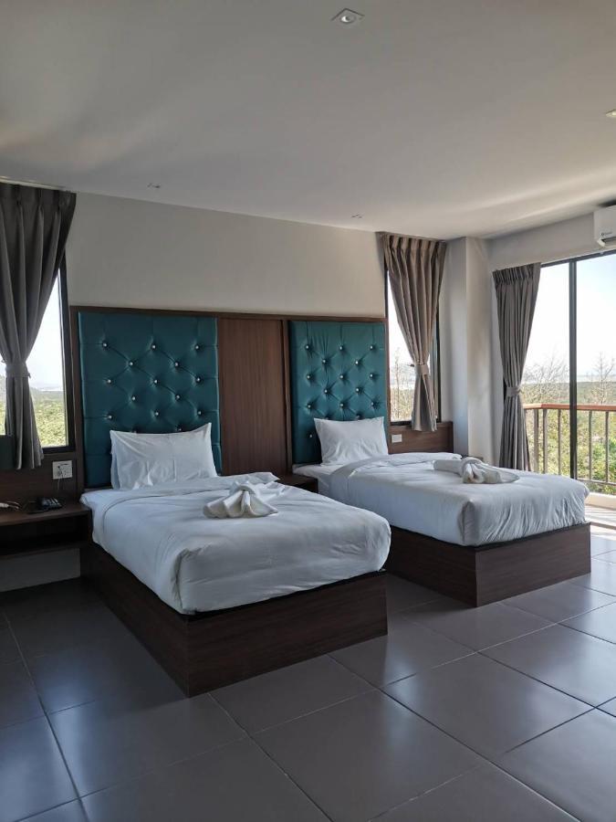 Yamin Seaview Hotel Phuket Extérieur photo