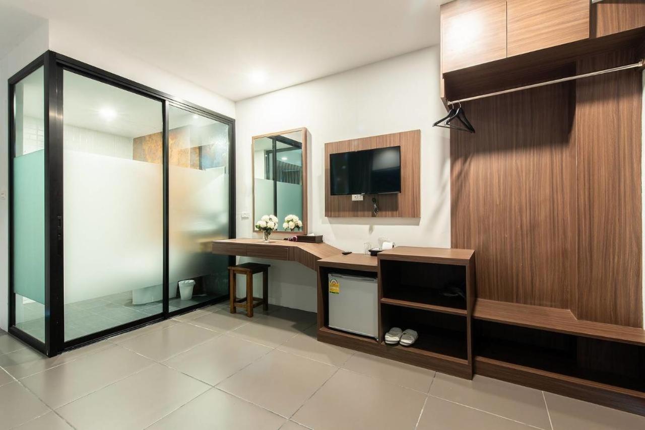 Yamin Seaview Hotel Phuket Extérieur photo